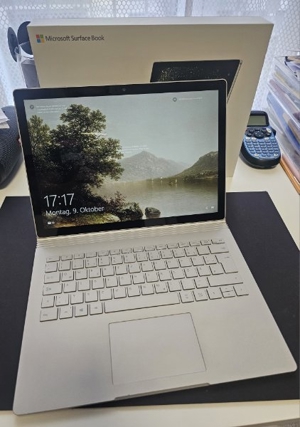 Microsoft Surface Book 2 mit großem 13" Touchscreen! Bild 1