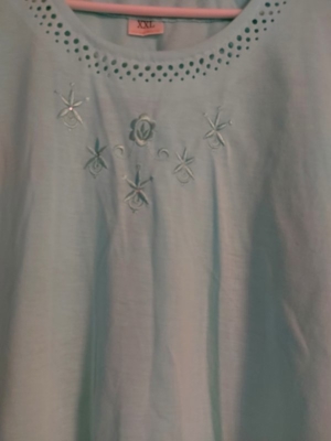Mintgrünes T-Shirt Bild 2