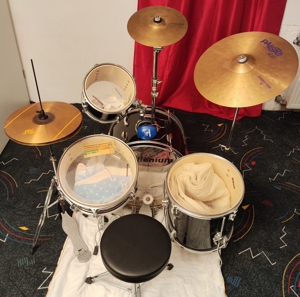 Kinder   Jugend Übungsschlagzeug Farbe schwarz   Marke Millenium Bild 2