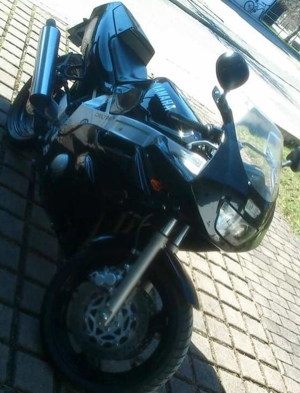 Motorrad Yamaha FZR 600 (gebraucht) Bild 4