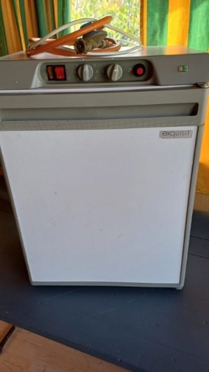 Gaskühlschrank in weiß  Bild 1