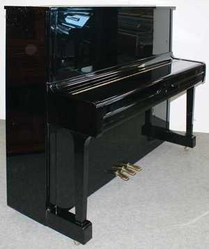 Klavier Yamaha U1, 121 cm, schwarz poliert, Nr. 4143953, 5 Jahre Garantie Bild 2
