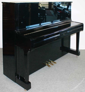 Klavier Yamaha U1, 121 cm, schwarz poliert, Nr. 4364002, 5 Jahre Garantie Bild 2