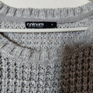 Pullover in grau Bild 4
