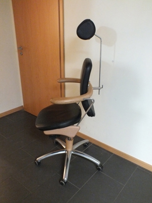 Ergonomischer Design Bürostuhl für aktives Sitzen  Bild 2