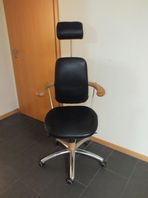Ergonomischer Design Bürostuhl für aktives Sitzen  Bild 1