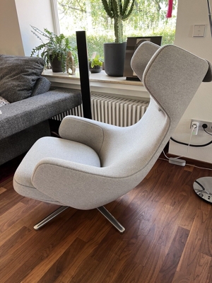 VITRA Grand Repos Lounge Sessel mit Ottomane, kieselgrau Bild 5