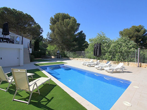 Spanien Costa Brava bei Lloret de Mar Ferienhaus für 8 Personen privater Pool zu vermieten Bild 6