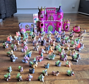 Filly Schloß mit 57 große + 13 kleine Pferde + Kutsche + Turm + Karten + Aufkleber mit Fillybox.