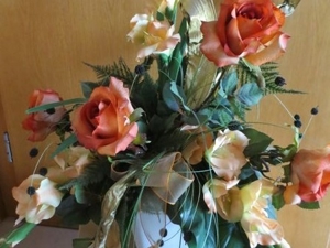 Blumengesteck groß, mit Vase Bild 3