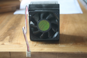 CPU - Kühler inkl. Kühlkörper für Intel CPU Bild 4