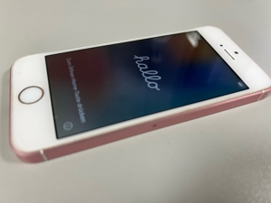 iPhone SE, 64 GB, weiß mit Panzerglas, Slim Hülle Bild 4