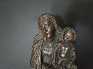 Gotische Madonna mit Kind 17.-18. Jhd Holz geschnitzt Bild 3