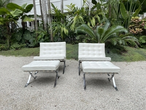 Knoll Barcelona Stuhl & Ottomane Weiß gestempelt 100% authentisch - 2 Sets Bild 1