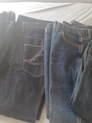 4 Jeans in Top-Zustand zu verkaufen Bild 2