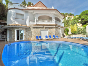 TOP Spanien Ferienhaus Costa Brava für 18 Personen privater Pool und Meerblick zu vermieten Bild 3