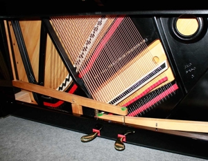 Klavier Steinway & Sons R-137, schwarz poliert, Nr. 164269, 5 Jahre Garantie Bild 9