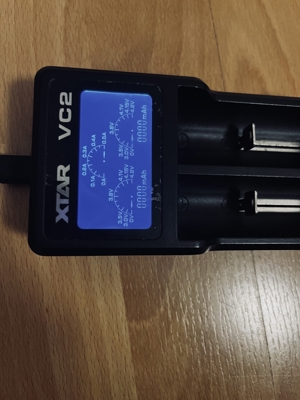 Xtar VC2 Ladegerät mit LCD-Display Bild 2