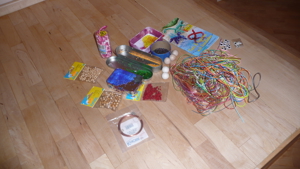 Scoubidoubänder mit Zubehör Bild 2