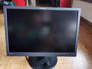 Wide-Gamut S-PVA Panel Flachbildschirm lenovo l220x nur abholung. kein versand Bild 3