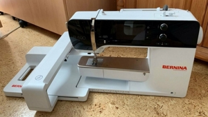 Bernina B590 Näh- und Stickmachine (Modell 2018)