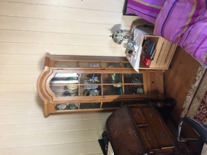 Holzschrank Bild 11