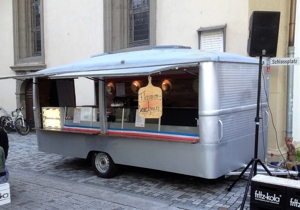 Oldtimer Foodtruck Verkaufswagen zu verkaufen Bild 19