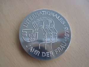 5 Mark DDR Gedenkmünze 1975 Internationales Jahr der Frau Bild 1
