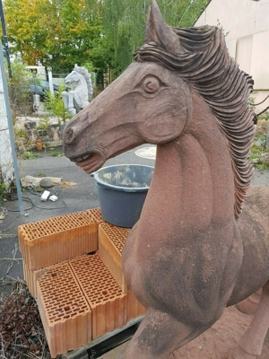Pferd Steinpferd Sandstein Reiterhof Gartengestaltung Hofeinfahrt Skulptur Tier Bild 4