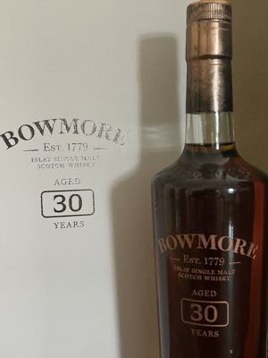 Bowmore 30 Years Annual Release 45,3 %. Limitiert auf 2580 Flaschen Bild 1