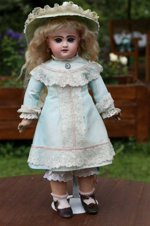 Outstanding Jumeau doll by Emile Douillet 19 (47 cm) Bild 4
