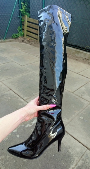 Gr. 41,5 - 42, sexy High Heels Overknee Stiefel - LACK schwarz Bild 2