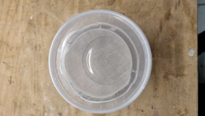 Aufzuchtdose, Aufzuchbox rund 870ml mit Gaze aus Edelstahl Bild 3