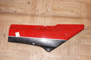 Kawasaki Gpz 1000 RX Seitendeckel rot Bild 1