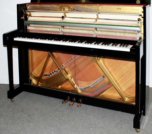 Klavier Yamaha B2, 113 cm, schwarz poliert, Baujahr 2008, 5 Jahre Garantie Bild 6