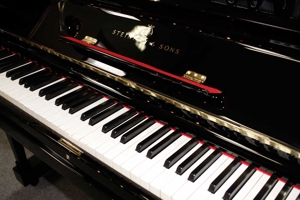 Klavier Steinway & Sons K-132, schwarz poliert, Nr. 152261, 5 Jahre Garantie Bild 5