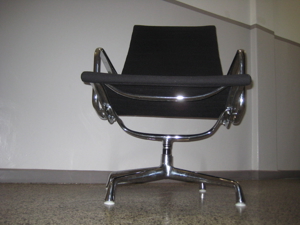 Ray und Charles Eames - Lounge Chair   S - Eur 1095 Bild 4