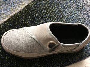 Damenbekleidung -Damenschuhe = lässige Schuhe Sneaker Hausschuhe , Gr. 36 Bild 3