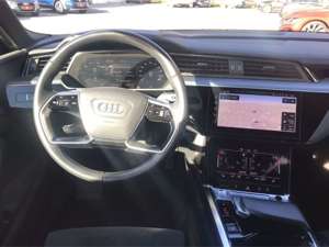 Audi e-tron 55 quattro advanced Allrad Luftfederung AD Navi Le Bild 3