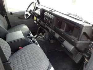 Land Rover Defender 110 Td5 Station Wagon 9 Sitze Klima Bild 5