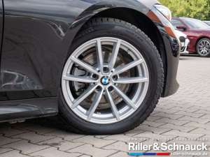 BMW 320 d Touring xDrive M-Sport PANO+NAVI+HUD+LED Bild 5