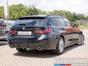 BMW 320 d Touring xDrive M-Sport PANO+NAVI+HUD+LED Bild 3