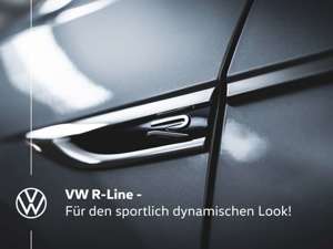 Volkswagen Golf VIII 1.5 eTSI R-LINE PANO AHK CAM MATRIXLED Bild 4