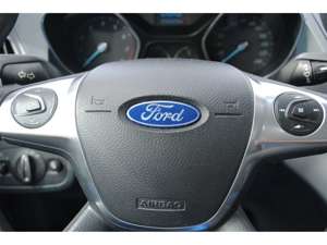 Ford C-Max 1,6 l Trend + Scheckheftgepflegt Bild 10