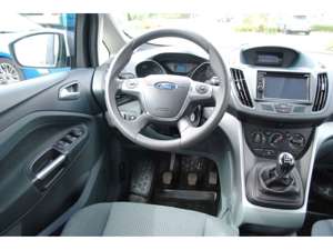 Ford C-Max 1,6 l Trend + Scheckheftgepflegt Bild 9