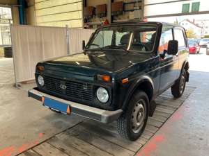 Lada Niva 1.7i Only 84415 km 4x4 TÜV NEU 1 HAND EURO4