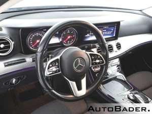 Mercedes-Benz E 220 E 220 d T 9G Avantgarde Comand LED Park-Spur-Pkt Bild 5