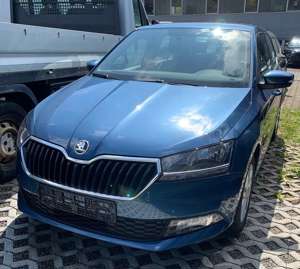 Skoda Fabia Ambition 1.0 TSI Parksensoren hinten, LED-Tagfahrl Bild 2