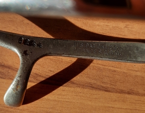 Alte mechanische Haarschneide Friseurmaschinen Bild 5