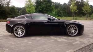 Aston Martin V8 Vantage Sportshift Bild 4